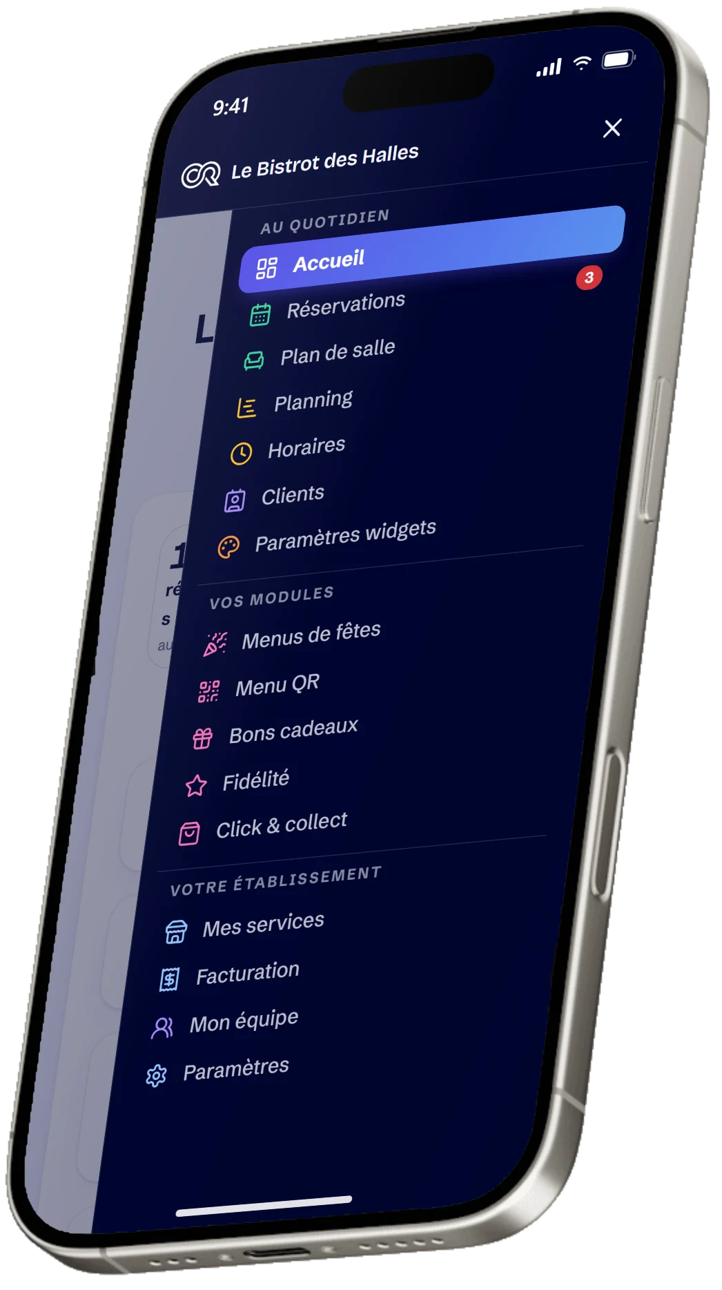 Smartphone affichant le menu du panel restaurateur ORUNIS : réservations, plan de salle, planning, clients, modules (menu QR, bons cadeaux, fidélité, click & collect) et gestion de l’établissement